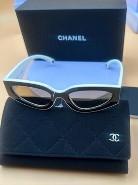 CHANEL Two-Tone Cat Eye Sunglasses in Black and White CH6056